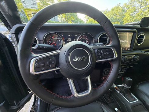 Used 2020 Jeep Wrangler Unlimited Rubicon w/ Quick Order Package 28Y Recon AWD/4WD image 23