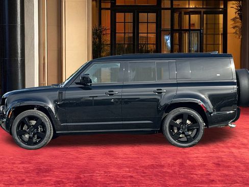 New 2026 Land Rover Defender 130 V8 image 3