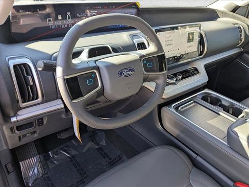 New 2025 Ford Expedition Max Active image 3