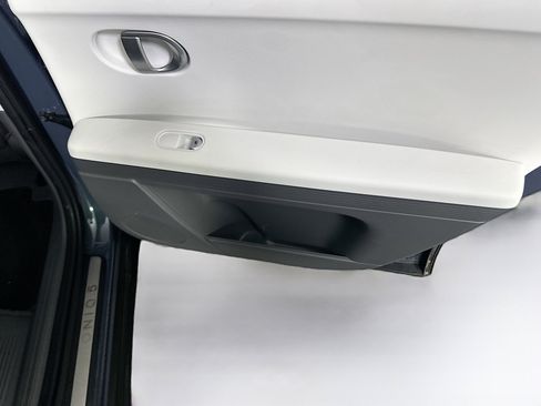 Used 2024 Hyundai Ioniq 5 SEL image 28
