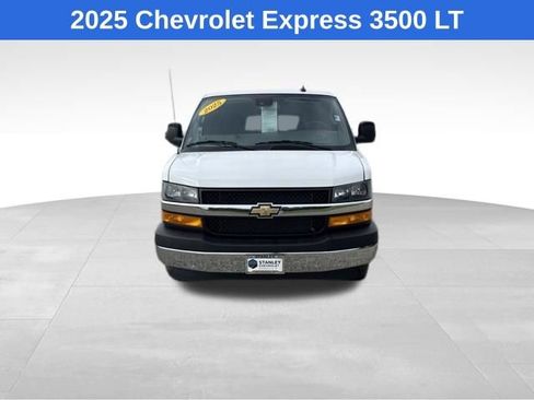 Used 2025 Chevrolet Express 3500 LT w/ LT Preferred Equipment Group RWD image 2