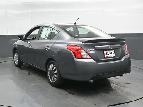 Used 2019 Nissan Versa SV FWD image 11