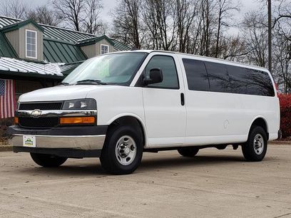 Used 2017 Chevrolet Express 3500 LT w/ LT Preferred Equipment Group