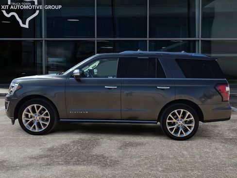 Used 2018 Ford Expedition Platinum AWD/4WD image 6