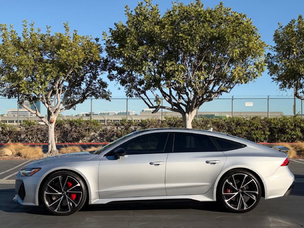 Used 2021 Audi RS 7 Sportback w/ Black Optic Package AWD/4WD image 9