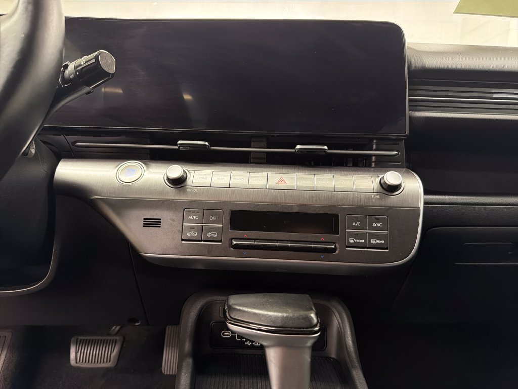 Used 2025 Hyundai Kona SEL FWD image 22