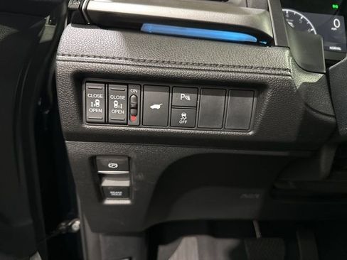 New 2026 Honda Odyssey Touring image 18
