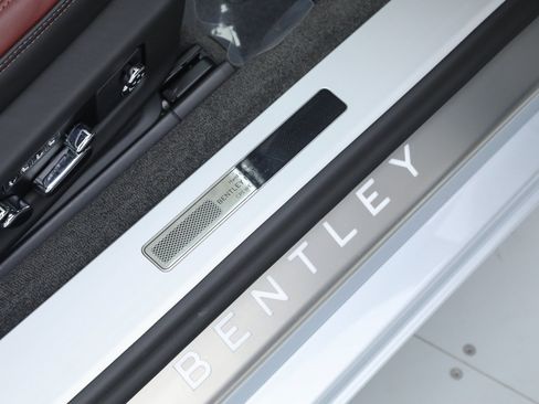 Used 2022 Bentley Continental GT V8 AWD/4WD image 20