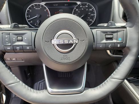 Certified 2023 Nissan Rogue SL w/ SL Premium Package FWD image 22