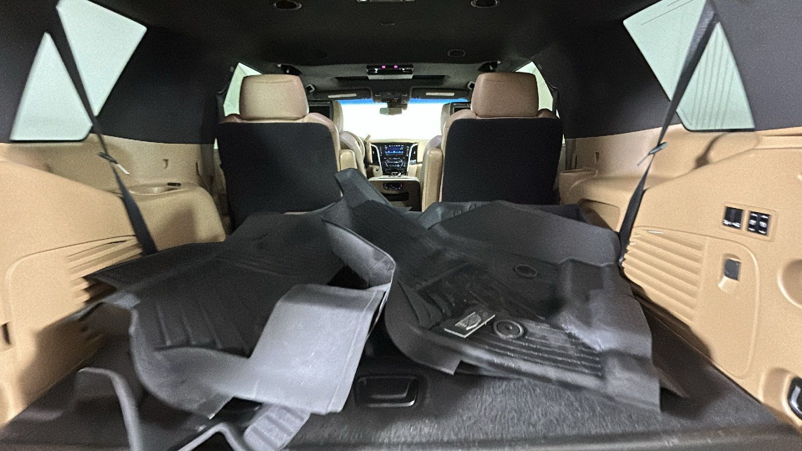 Used 2019 Cadillac Escalade Platinum RWD image 33
