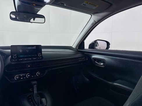 Used 2024 Honda HR-V LX image 18