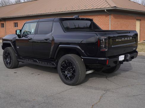 New 2026 GMC Hummer EV 4x4 Crew Cab image 7