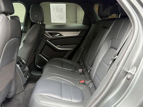 Used 2026 Jaguar F-PACE R-Dynamic S AWD/4WD image 27