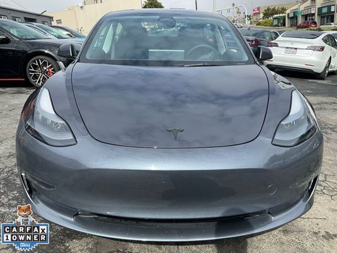 Used 2023 Tesla Model 3 Standard Range image 2