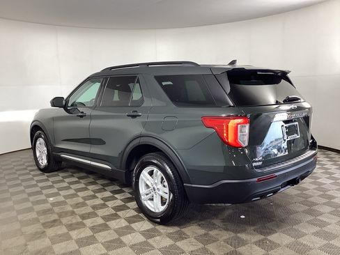 Used 2024 Ford Explorer XLT w/ Class IV Trailer Tow Package AWD/4WD image 4