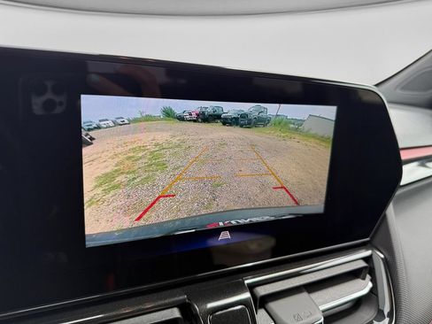 Used 2025 Chevrolet TrailBlazer RS w/ Convenience Package AWD/4WD image 27