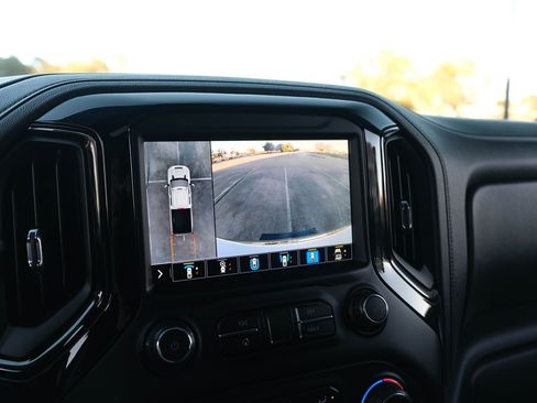 Used 2020 Chevrolet Silverado 2500 LTZ w/ LTZ Premium Package image 45