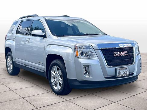 Used 2013 GMC Terrain SLE FWD image 2