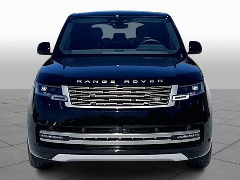 Used 2025 Land Rover Range Rover SE image 4