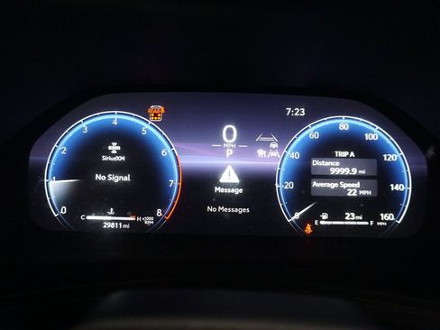Used 2024 Toyota Grand Highlander AWD image 7