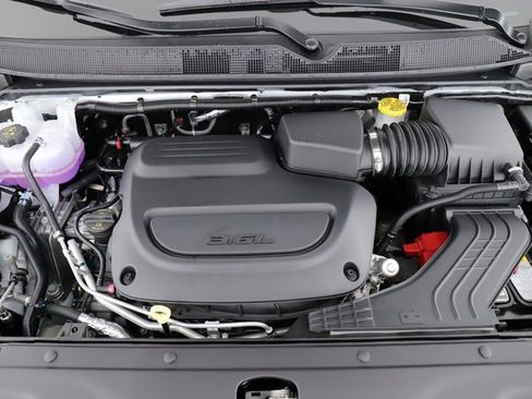 New 2026 Chrysler Pacifica Select image 20