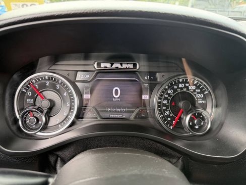 Used 2021 RAM 1500 Big Horn AWD/4WD image 12