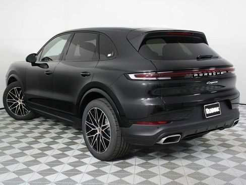 New 2026 Porsche Cayenne image 3