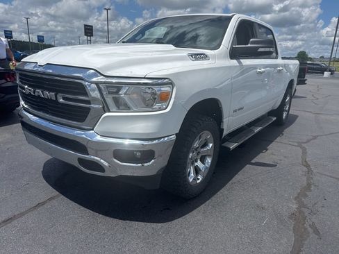 Used 2020 RAM 1500 Big Horn AWD/4WD image 1