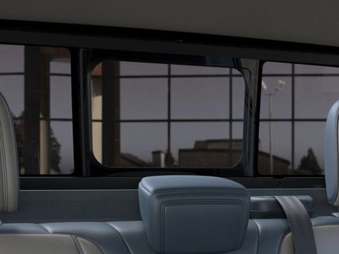 New 2025 Ford Maverick Lariat w/ 4K Tow Package image 24