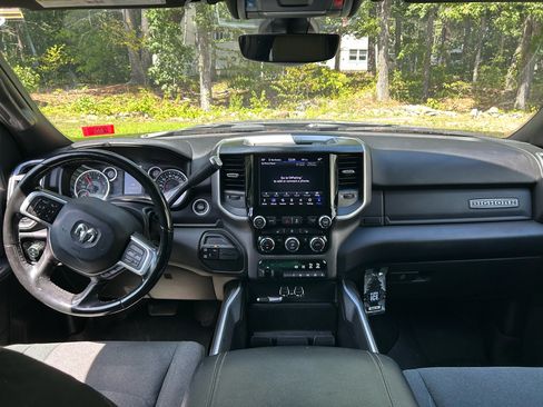 Used 2021 RAM 2500 Big Horn w/ Night Edition image 11