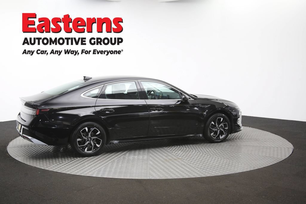 Used 2025 Hyundai Sonata SEL FWD image 45
