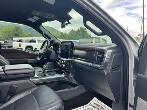 Certified 2022 Ford F150 Lariat w/ Max Trailer Tow Package image 13