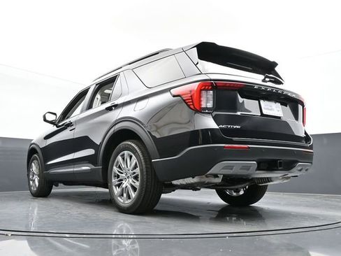 Used 2025 Ford Explorer Active w/ Active Comfort Package image 36