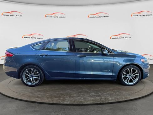 Used 2019 Ford Fusion Titanium FWD image 6