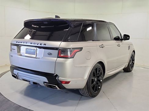 Used 2018 Land Rover Range Rover Sport HSE Dynamic image 7