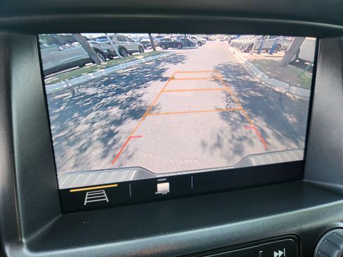 Used 2022 Chevrolet Colorado Z71 AWD/4WD image 26