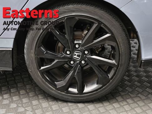 Used 2019 Honda Civic Sport image 8