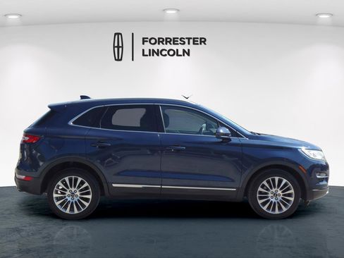 Used 2017 Lincoln MKC Reserve w/ Lincoln MKC Climate Package AWD/4WD image 2