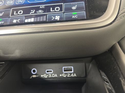 Certified 2025 Subaru Legacy Premium w/ Popular Package #1A AWD/4WD image 14