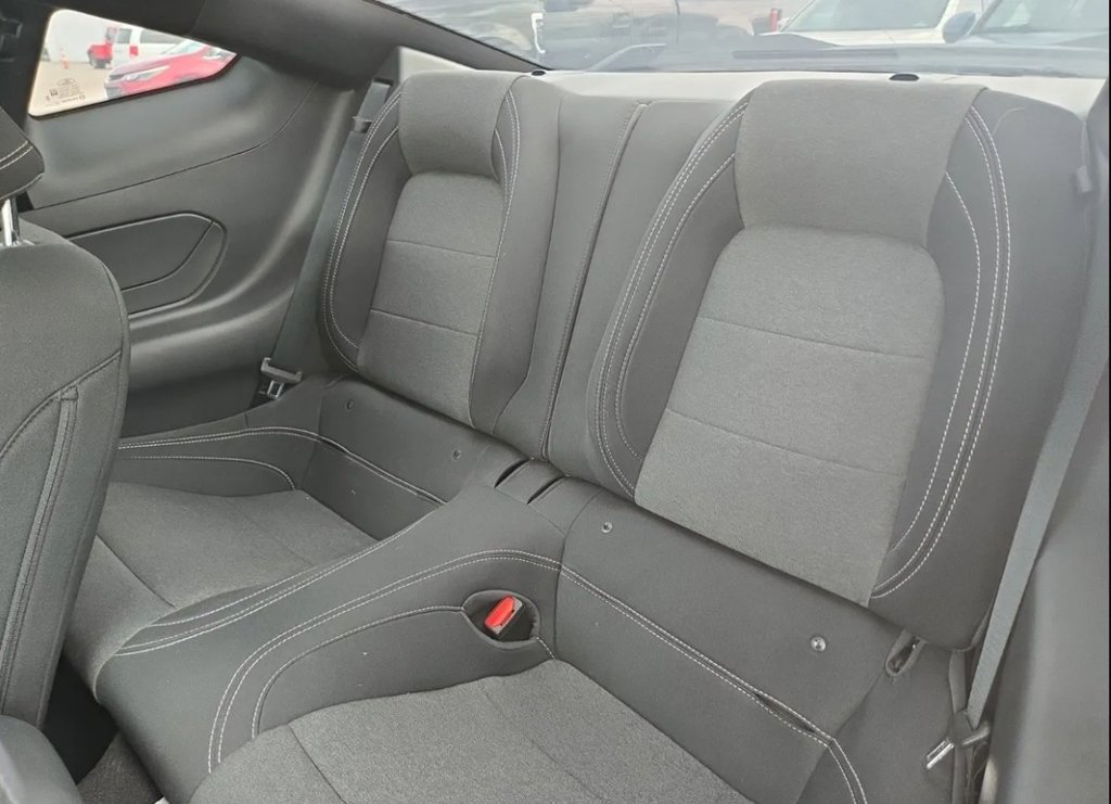 Used 2025 Ford Mustang GT RWD image 6