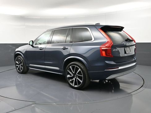 Used 2022 Volvo XC90 T8 Inscription Expression w/ Advanced Package AWD/4WD image 3
