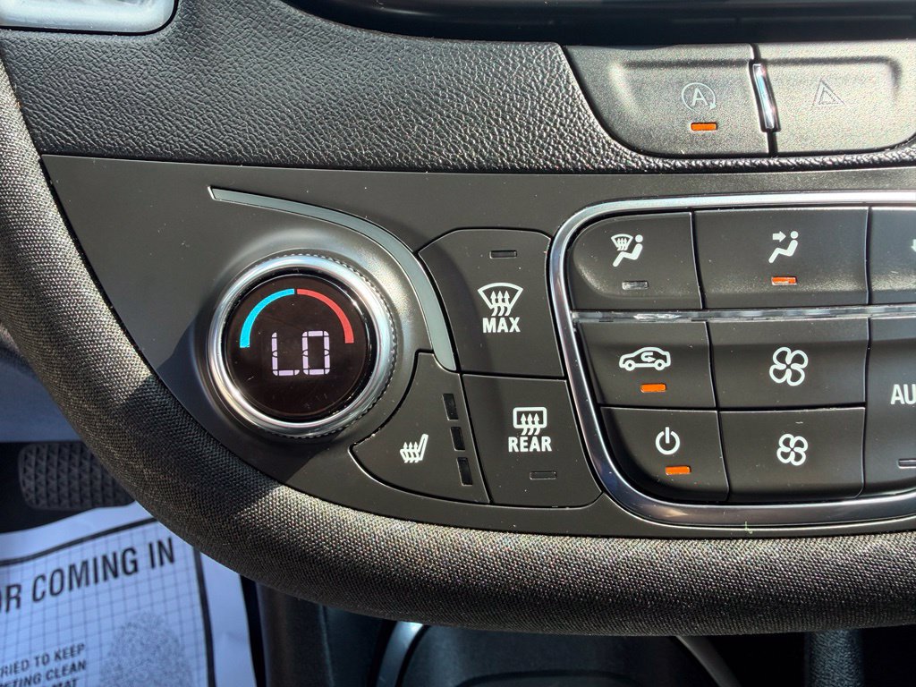 Used 2024 Chevrolet Malibu LT FWD image 8