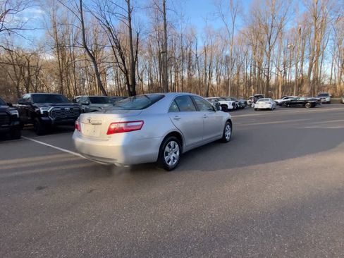 Used 2008 Toyota Camry LE image 9