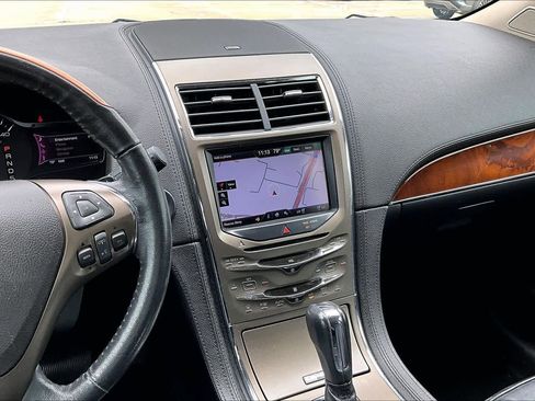 Used 2013 Lincoln MKX FWD image 7