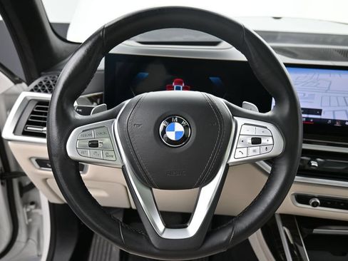 Used 2025 BMW X7 xDrive40i w/ Executive Package AWD/4WD image 12