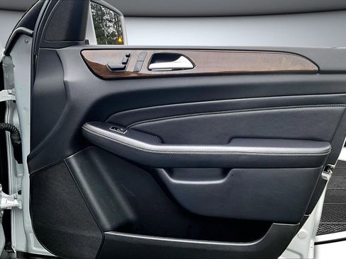 Used 2015 Mercedes-Benz ML 250 ML 250 image 26