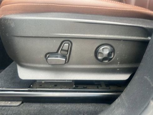 Used 2021 Alfa Romeo Stelvio Ti w/ Nero Edizione image 28