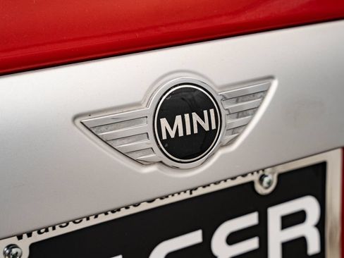 Used 2014 MINI Cooper 2-Door Hardtop FWD image 17