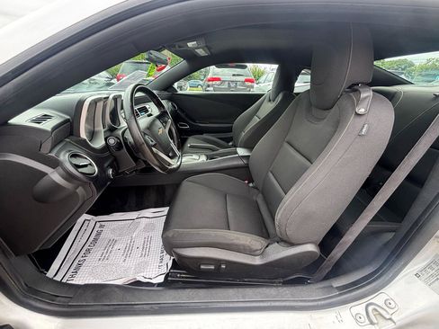 Used 2015 Chevrolet Camaro LT RWD image 12