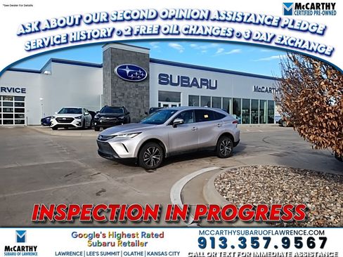 Used 2023 Toyota Venza LE image 1